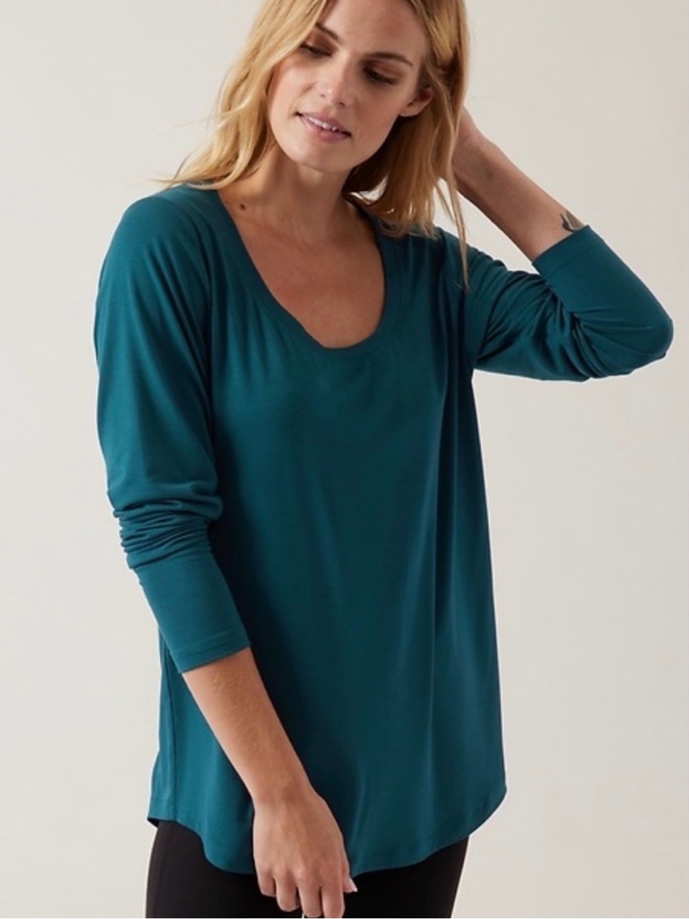 Athleta Stratus II top size small